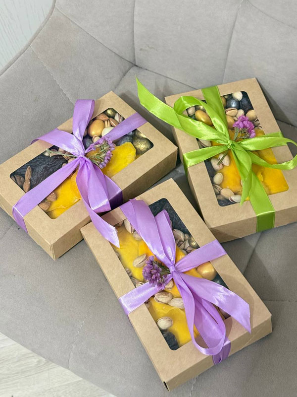 Фото Подарочная коробка «Отборные сухофрукты»